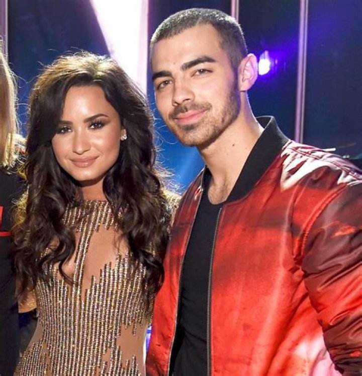 Did Demi and Joe date? – Celebrity.fm – #1 Official Stars, Business & People Network, Wiki, Success story, Biography & Quotes