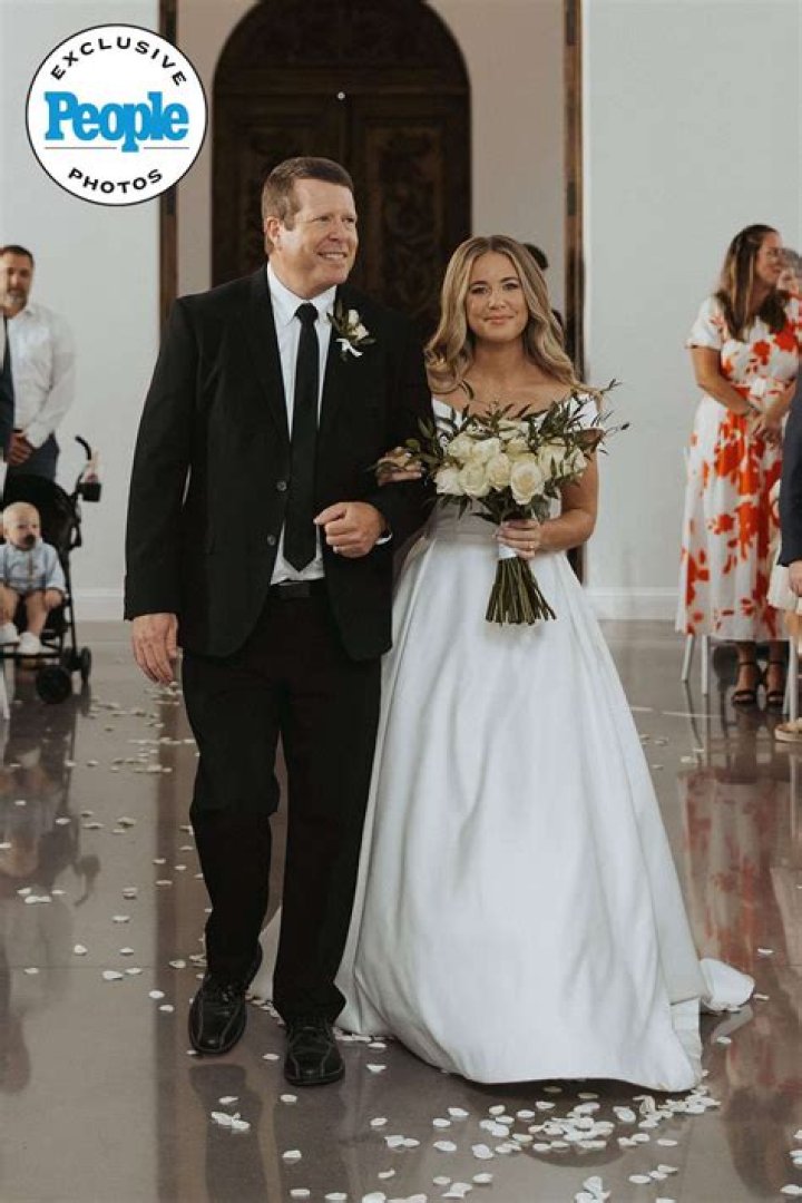 Does Jana Duggar get married?