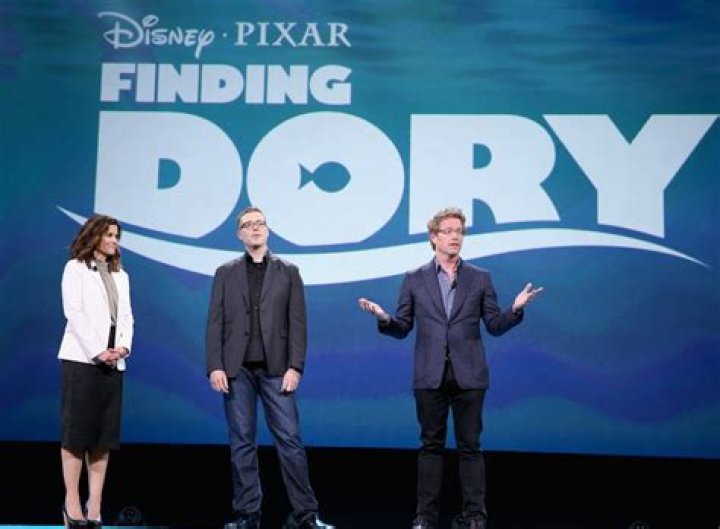 How did Dory lose her parents? – Celebrity.fm – #1 Official Stars, Business & People Network, Wiki, Success story, Biography & Quotes