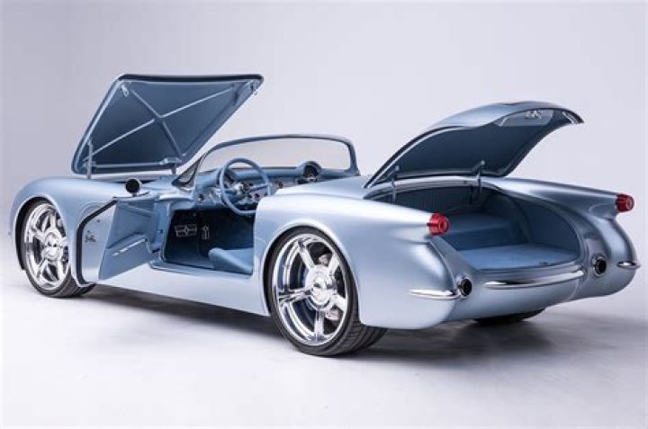 How much did the kindig it futurliner cost?