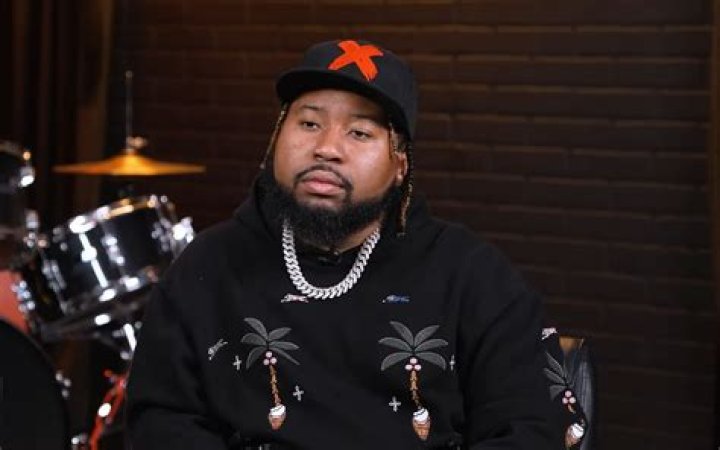 How much does DJ Akademiks make a year? – Celebrity.fm – #1 Official Stars, Business & People Network, Wiki, Success story, Biography & Quotes