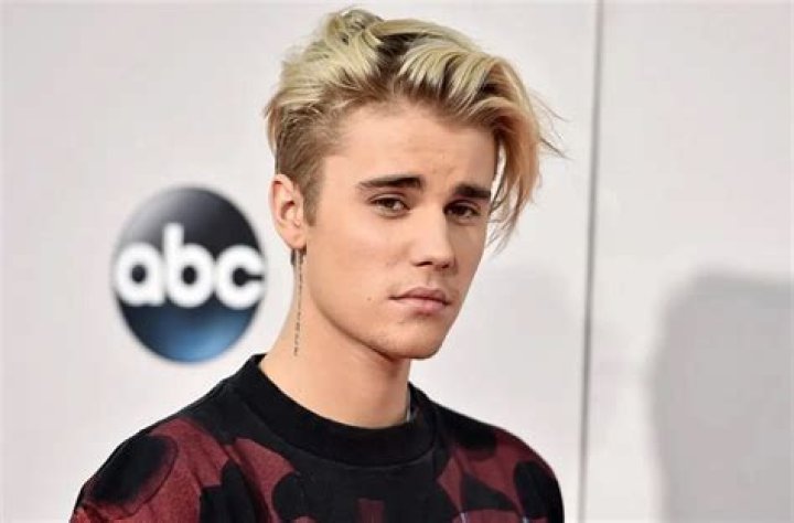 How much is Justin Bieber worth? – Celebrity.fm – #1 Official Stars, Business & People Network, Wiki, Success story, Biography & Quotes