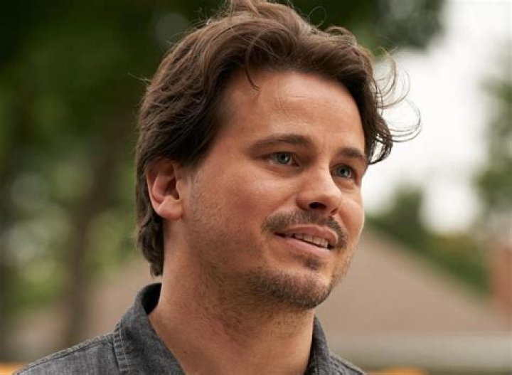 Is Jason Ritter in a wheelchair? – Celebrity.fm – #1 Official Stars, Business & People Network, Wiki, Success story, Biography & Quotes
