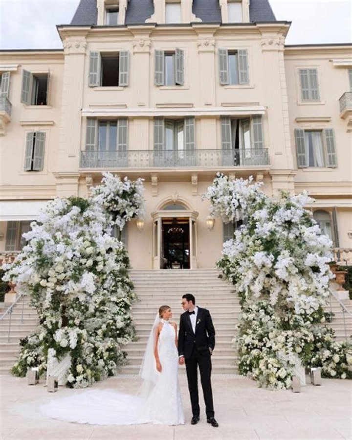 Is Lionel Richie married in 2020? – Celebrity.fm – #1 Official Stars, Business & People Network, Wiki, Success story, Biography & Quotes