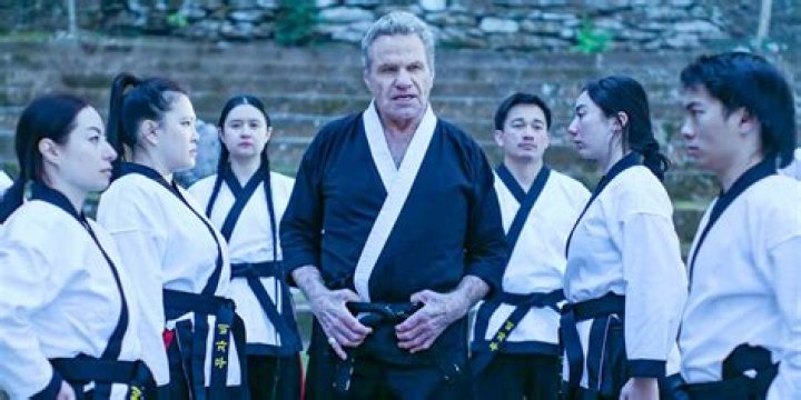 Is Robbie in Season 1 of Cobra Kai?