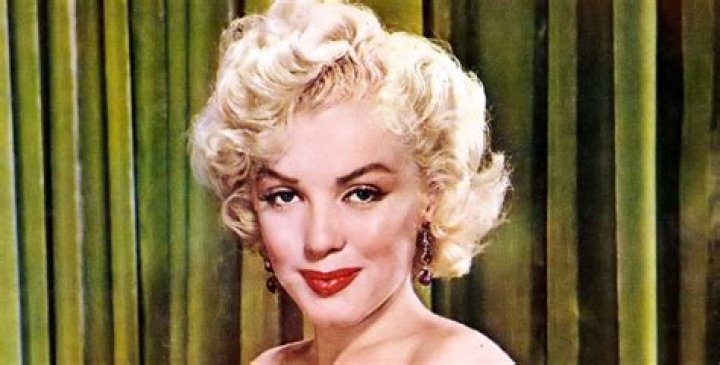 What did Marilyn Monroe use on her hair? – Celebrity.fm – #1 Official Stars, Business & People Network, Wiki, Success story, Biography & Quotes