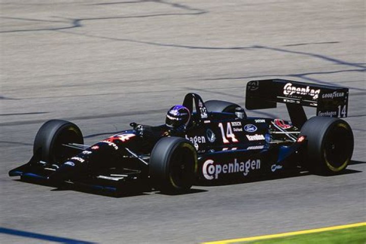 What happened to Robby Gordon race car driver?