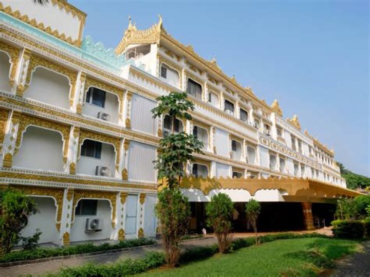 ¿Cuál es más barato, Ola o Uber?