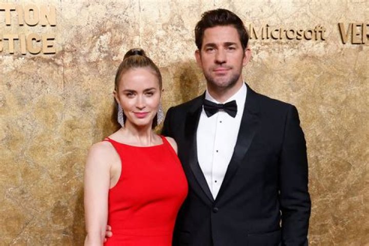 Who did Emily Blunt date before John Krasinski?