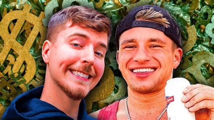 Who has hooked up with David Dobrik? – Celebrity.fm – #1 Official Stars, Business & People Network, Wiki, Success story, Biography & Quotes