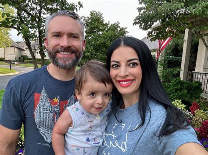 Who is Kashmira Cooke husband?