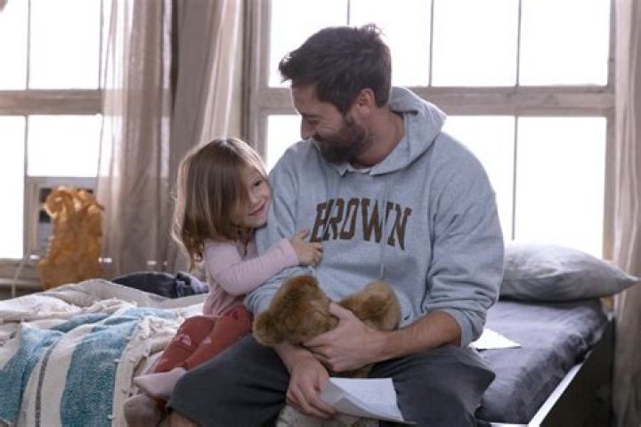 Who is the father of Ellie’s baby on New Amsterdam?