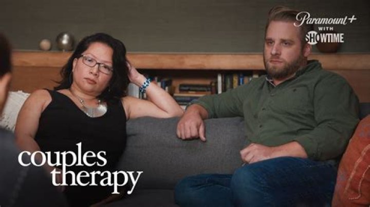 Who is the therapist in COUPLES THERAPY on Showtime?